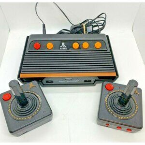 Atari Flashback Classic Game Console  2 wireless controllers Retro